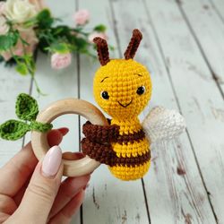 bee toy,rattle bee,kids toys,Newborn gift,baby rattle,new baby gift,birthday gift,gift for baby, baby toy,first toy