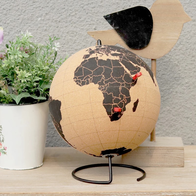 Small Travel Cork globe With Pins, 15 cm Diameter 1