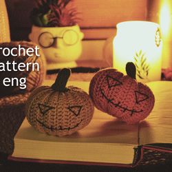 Crochet pattern Halloween little pumpkin amigurumi keychain Eng PDF