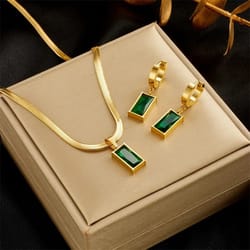 green crystal zircon pendant necklace and earrings set