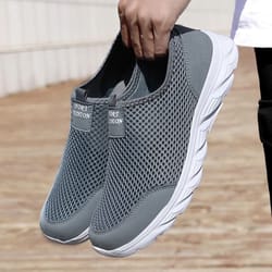 lightweight breathable running shoes for men