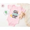 MR-862023111812-my-auntie-loves-me-onesie-cute-auntie-baby-clothes-aunties-image-1.jpg