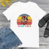 Summer Retro Pug Beach Ocean Pugs Lover Dog Aesthetic sunset T-Shirt
