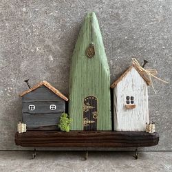 wooden pine wall key holder houses 3 hooks