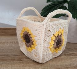 sunflower basket, summer home decor, spring home decor, sunflower decor