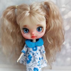 reserve!!! doll. petite blythe. custom miniature blythe. sad doll, crying doll. art doll. little doll.