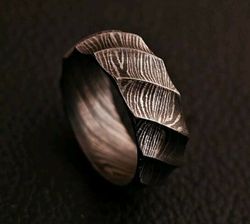 bold elegance: 8mm men's black damascus steel wedding band ring in barrel roll style – exceptional men's jewelry