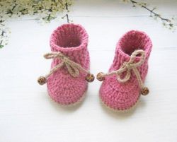 booties, baby booties, baby shoes, knitted shoes, shoes for a newborn