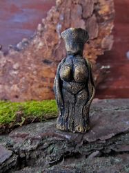 goddess statue wicca altar doll brigid pagan goddess figure small pocket statue wiccan sculpture amulet female fertility