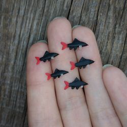 miniature red-tailed black shark 5 pcs, tiny fish for diorama, resin art or dollhouse aquarium