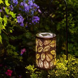 Solar-powered Leaf Pattern Lantern Light