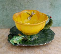 porcelain green yellow tea cup ( or coffee )& saucer set, frog figurine, leaf saucer, flower cup, ladybug beautiful mug and saucer botanical ceramics, dragonfly, frog, water lily handmade tea set