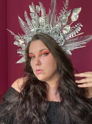 pregnancy photo goddess flower halo, sun jewellery moon child, halo headpiece, halo crown, halo headlights, crown, celestial, headpiece halo