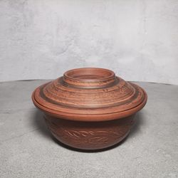 ceramic cooking pot 50.72 fl.oz casserole with lid handmade red clay