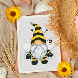 bee, cross stitch pattern, summer gnome, summer cross stitch, counted cross stitch