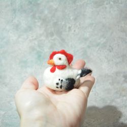 felted chicken/chicken ornament/chicken toy/chicken decorations/rustic decor