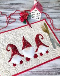 quilted christmas placemats, quilted placemats, gnome placemats, quilted table runner, christmas tablecloth