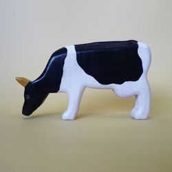 wooden cow figurine - wooden animals - wooden cow toy - farm animals - natural toys