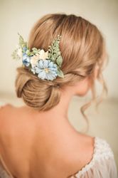 Blue hair comb, Floral headpiece, Blue flower comb, Wedding hair piece, Bridesmaid comb, Bridal hair comb, Wedding hair