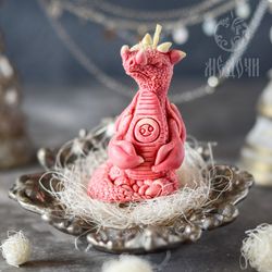 candle mold : copyright molds zodiac signs. molds dragons. group fire - scorpio , cancer , pisces