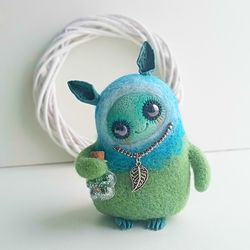 collectible wool interior toy/miniature fantasy winged creature/totem plush animal/ooak cute toy/needle felted sculpture