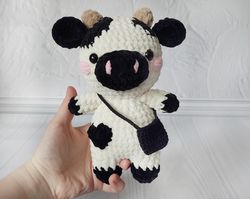 chubby milky cow, crochet milk cow, cute farm animal