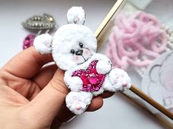 polar bear jewelry brooch beaded