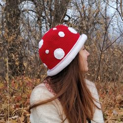 crochet bucket hat, mushroom hat, mushroom bucket hat, autumn hat