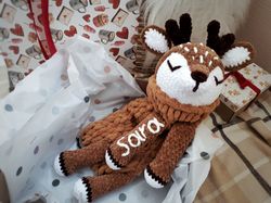 crochet stuffed animal deer. personalized plush deer. deer pajama bag. crochet animal plush. 1st birthday gift.