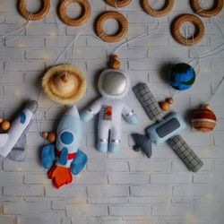 felt space toys. activity baby gym for space nursery, hanging planets play gym