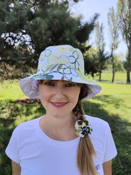 a set of handmade summer hat and scrunchy from cotton