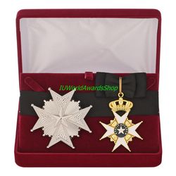 badge and star of the order of the polar star in a gift box. sweden. dummies, copies