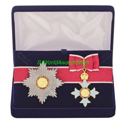 badge and star of the order of the british empire in a gift box. great britain. dummies, copies