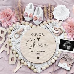 digital pregnancy announcement for girl. social media. pregnant announcement template. facebook, instagram. for girl