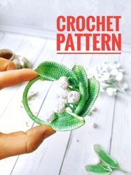 lilly the valley pin crochet pattern, flower brooch, lilly the valley blossom