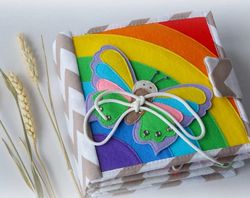 rainbow book , baby quiet felt montessori book, developmental toys, cognitive toys for 0-2 year, customizable.