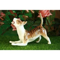 statuette bull terrier, ceramics statue handmade, figurine dog