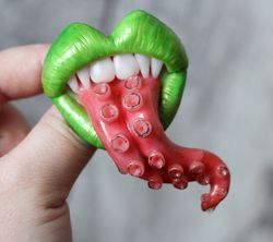 lips brooch, creepy tentacle brooch, octopus brooch, crazy jewelry