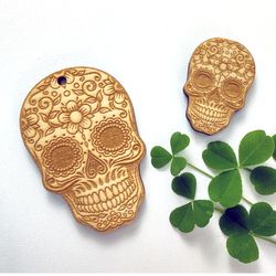 set of 10 witchy wood decor, engraved sugar skull, wood jewelry accessories, halloween decoration