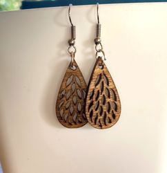 natural wooden earrings, light wooden earrings, earrings hand painted wooden painted, wooden earrings, size 1,2"