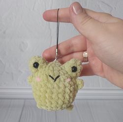 cute frog  keychain