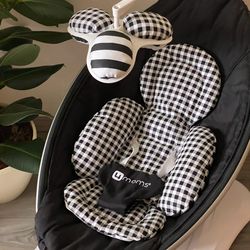 black and white checkered 4moms mamaroo insert, mamaroo replacement balls, rockaroo infant padded liner, babyshower gift