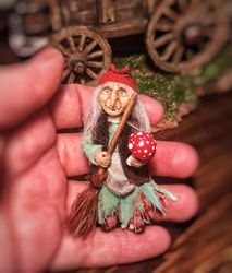 charming baba yaga! russian witch! the height of the old woman is 7 cm!