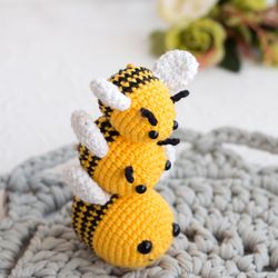 pdf pattern crochet bee