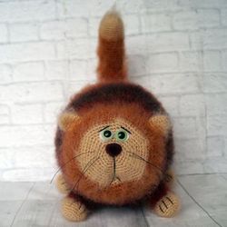 multicolored cat, tabby cat, fat crochet cat, funny cat