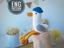 amigurumi seagull crochet pattern. amigurumi bird crochet tutorial