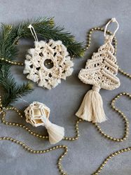 macrame christmas ornament, christmas tree ball pdf pattern, macrame snowflake, macrame christmas tree decoration diy