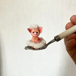 miniature ballerina pig