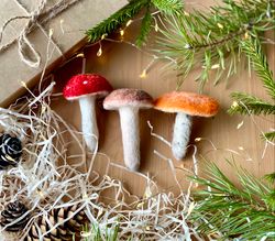 mushroom plush. needle felted mushroom ornament. miniature mushroom plushie needle felting decoration