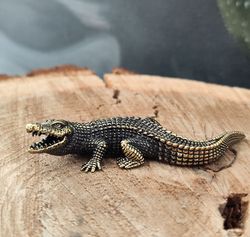 figurine crocodile, alligator, caiman of brass, mini metal statuette